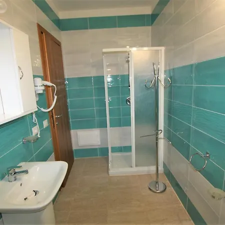 Shr Apartment *